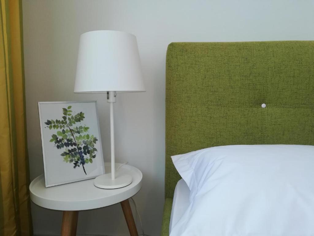 Guesthouse Smart Бухарест Экстерьер фото