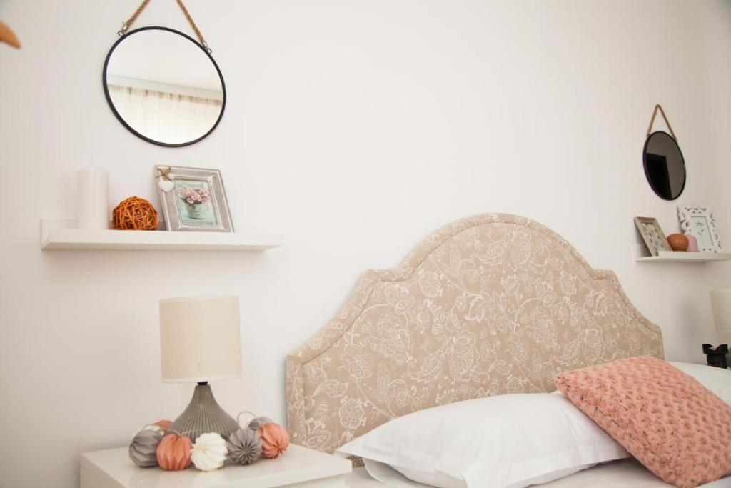 Guesthouse Smart Бухарест Экстерьер фото