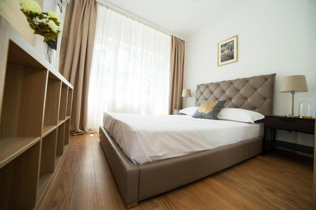 Guesthouse Smart Бухарест Экстерьер фото